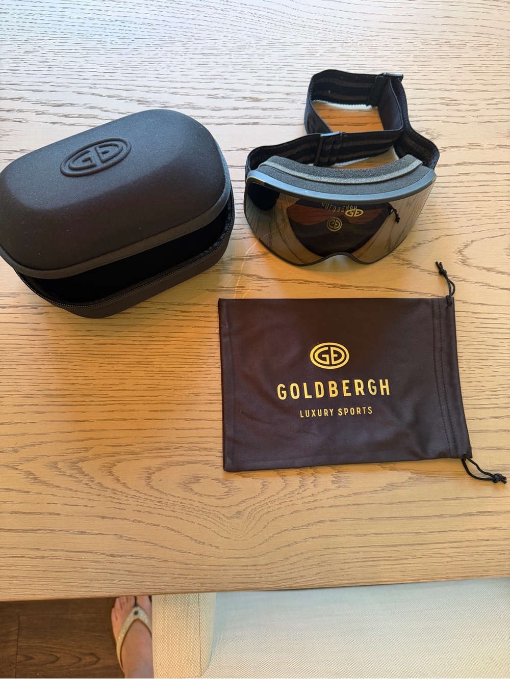 Goldbergh Black Ski Goggles with Gray Foam and Black Case